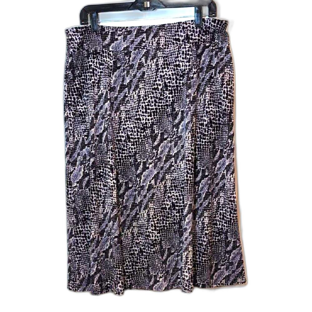 Jones Wear Black and Purple Snakeskin Print A-Line Skirt
